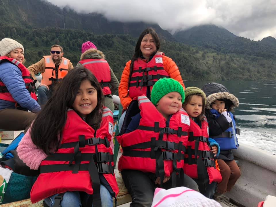 Paseo en barco por el lago